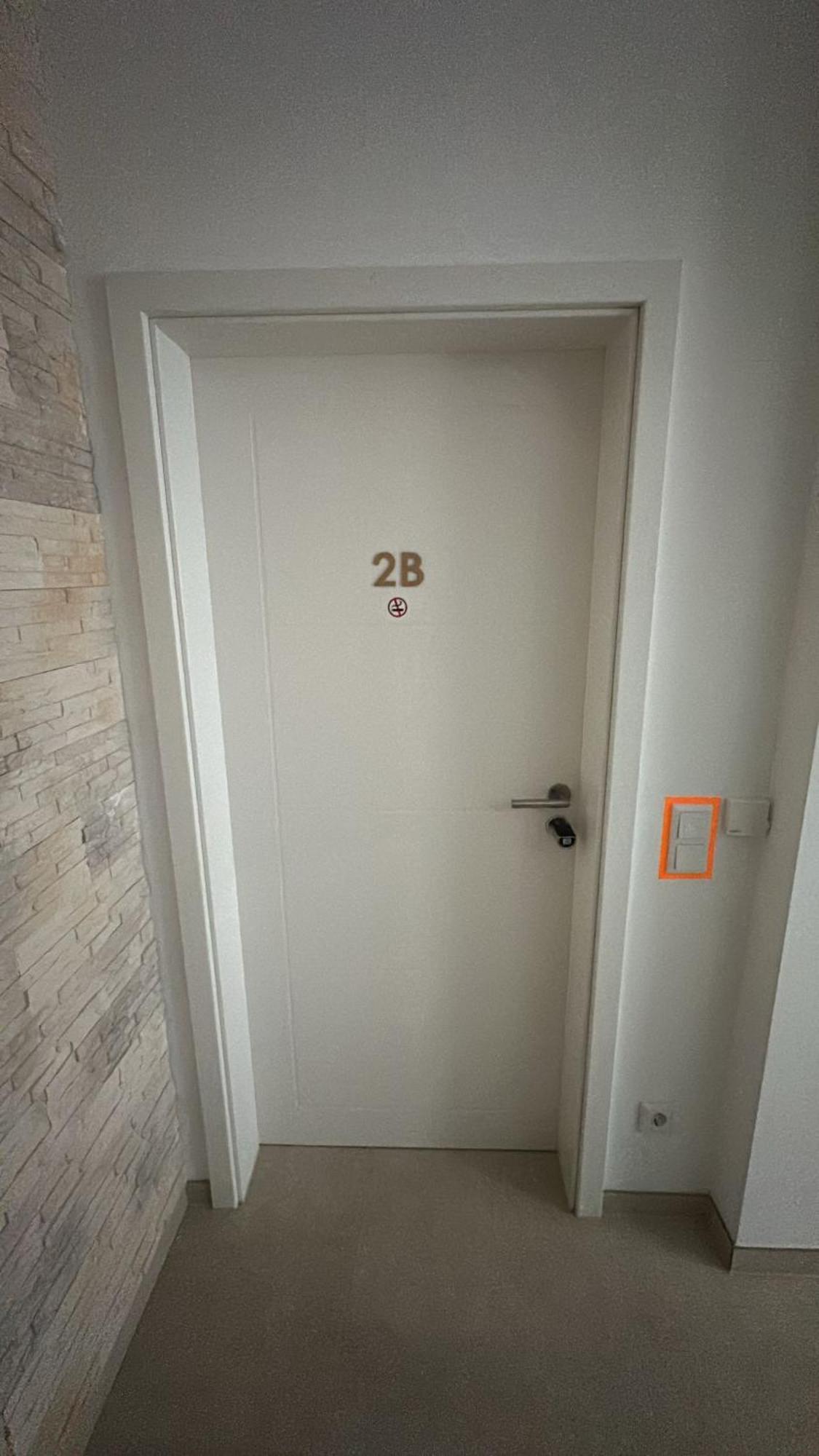 Zimmer 2B Mit Privates Badezimmer In Juelich ยือลิคช์ ภายนอก รูปภาพ